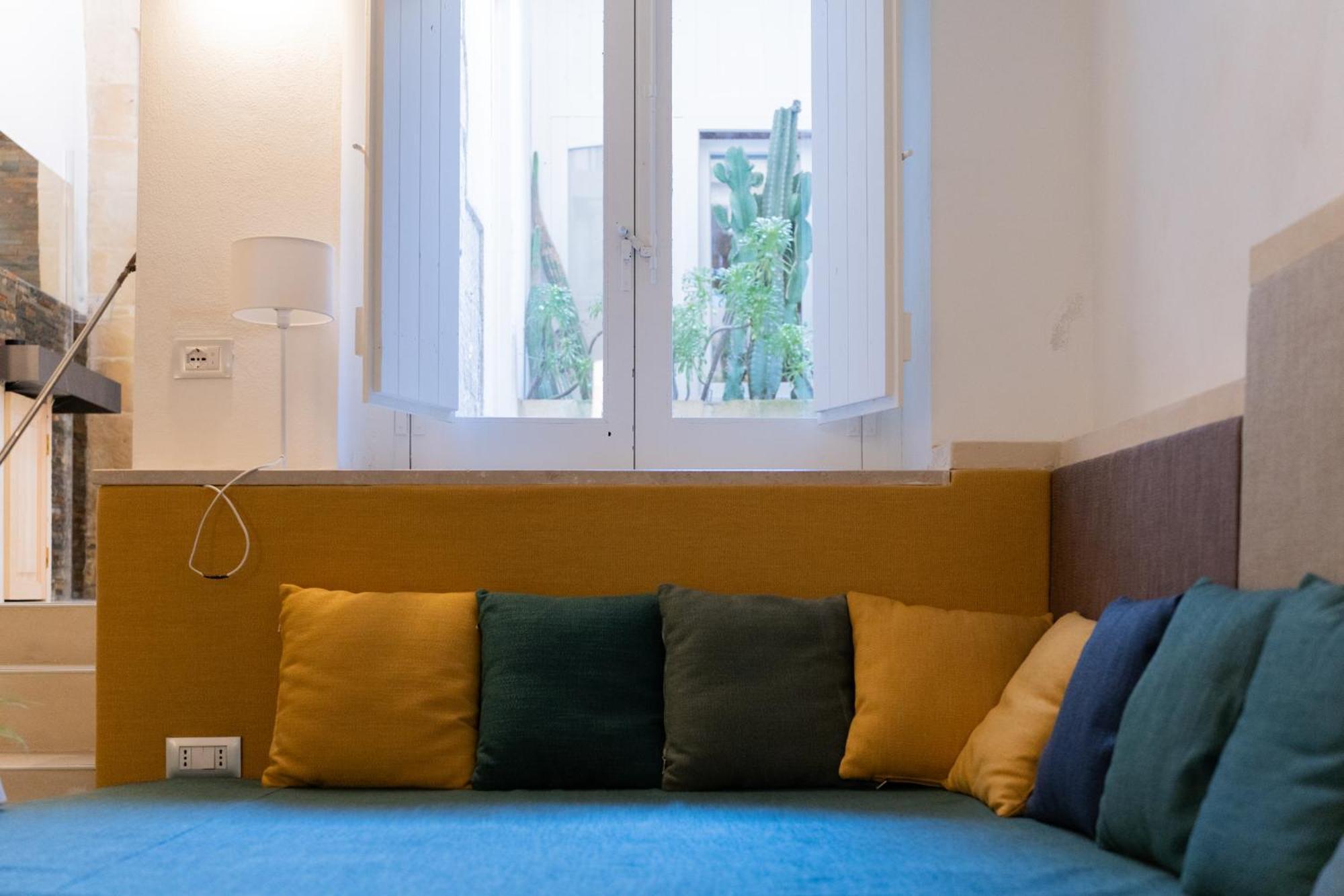 Dimora Barocca Luxury Suites Lecce Exteriör bild