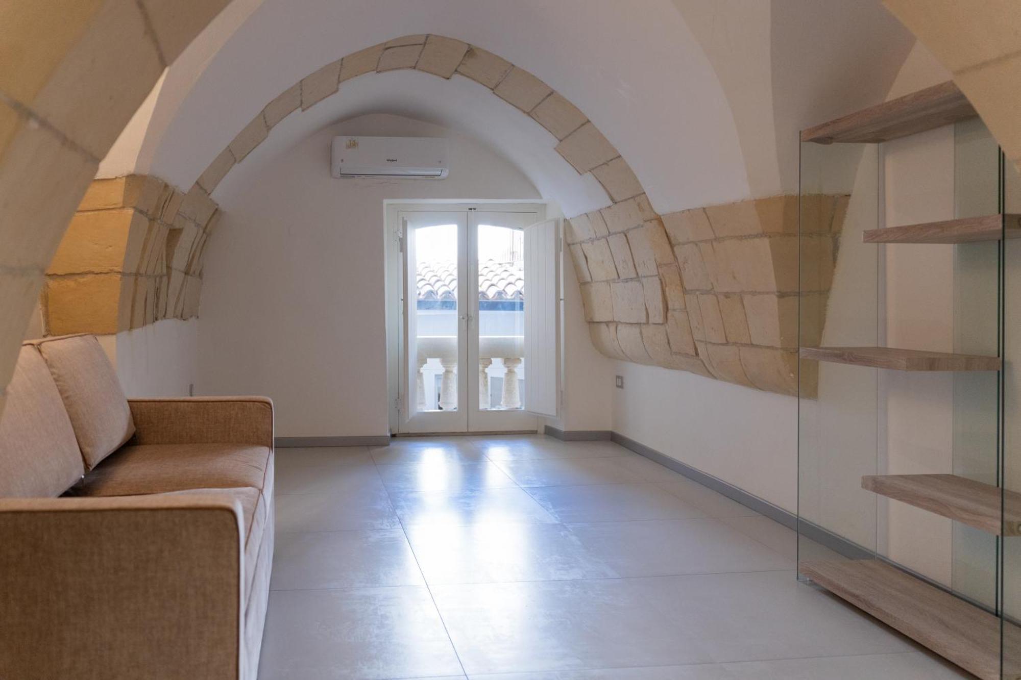 Dimora Barocca Luxury Suites Lecce Exteriör bild