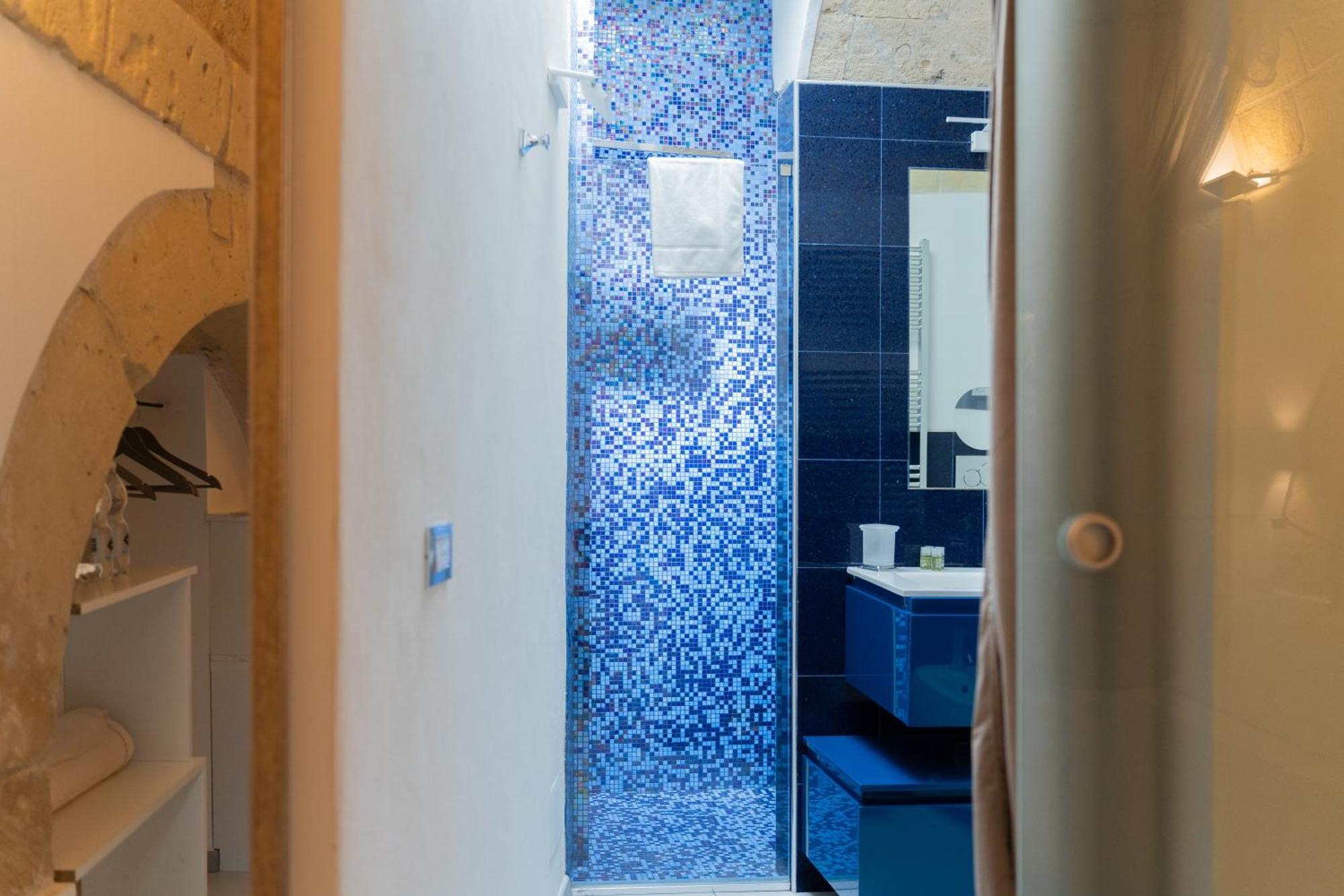 Dimora Barocca Luxury Suites Lecce Exteriör bild