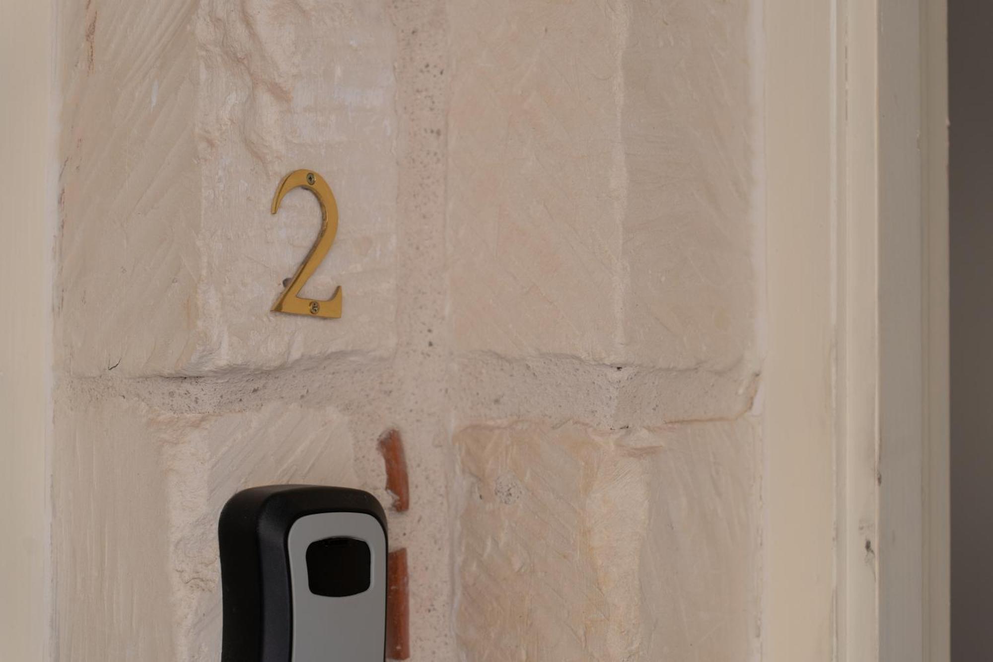 Dimora Barocca Luxury Suites Lecce Exteriör bild