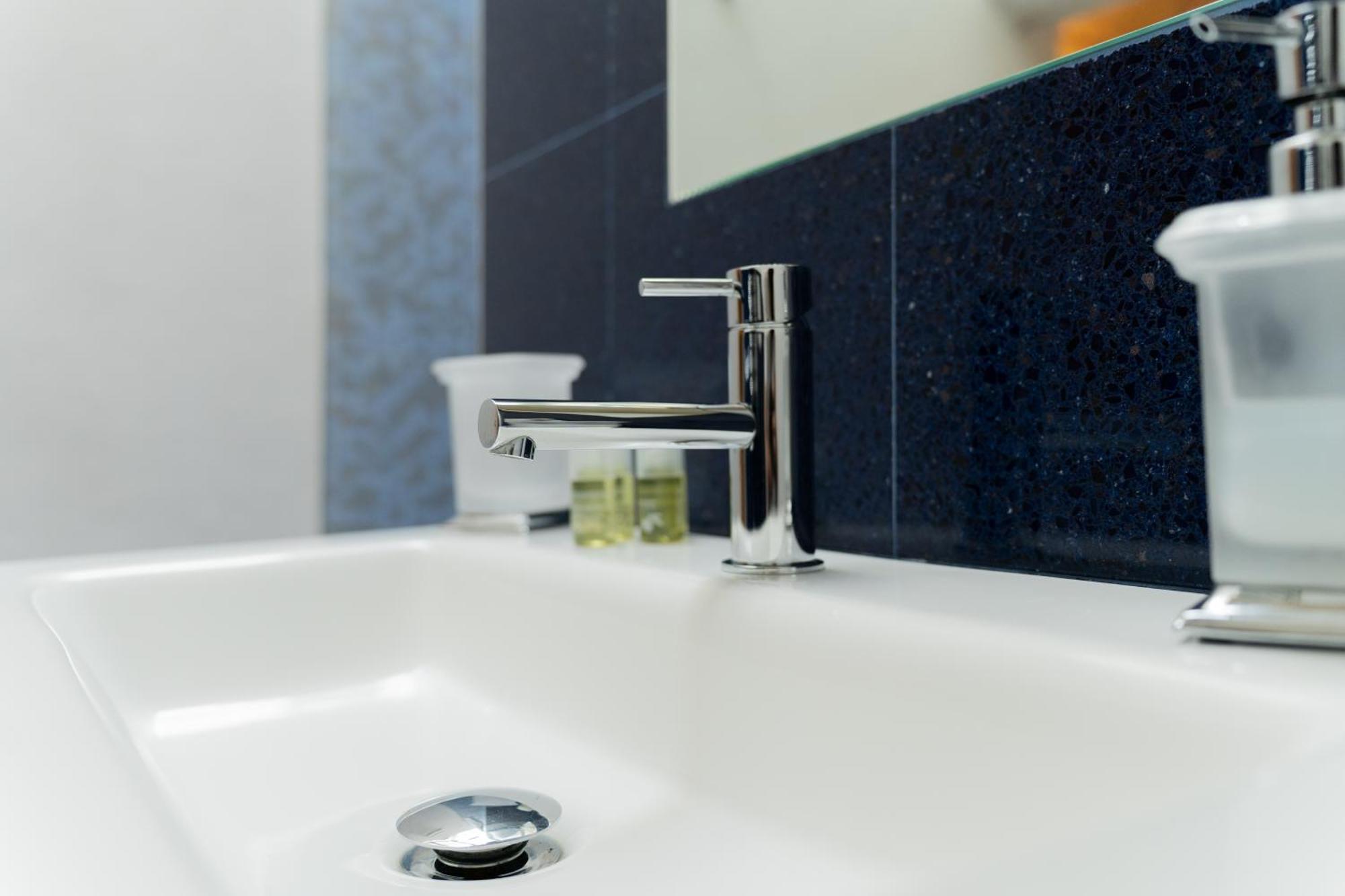 Dimora Barocca Luxury Suites Lecce Exteriör bild
