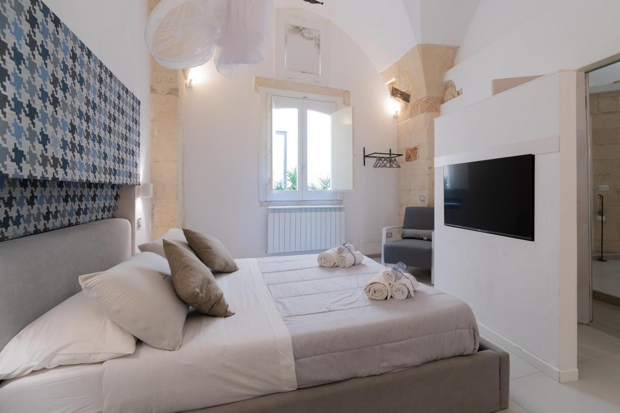 Dimora Barocca Luxury Suites Lecce Exteriör bild