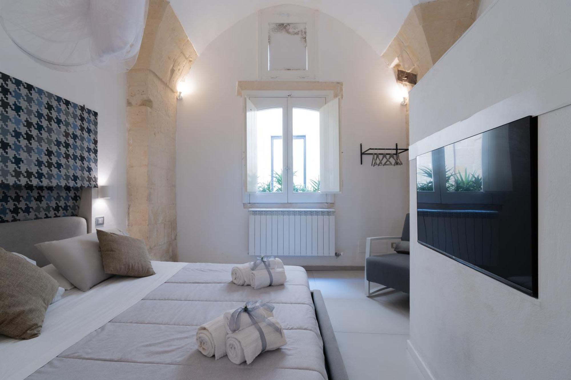Dimora Barocca Luxury Suites Lecce Exteriör bild