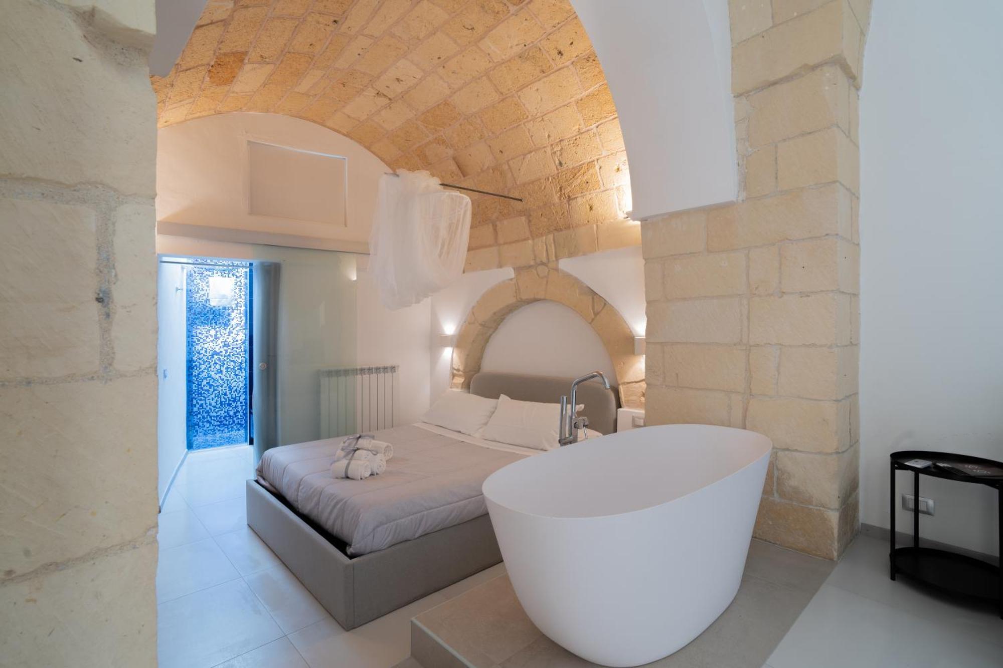 Dimora Barocca Luxury Suites Lecce Exteriör bild