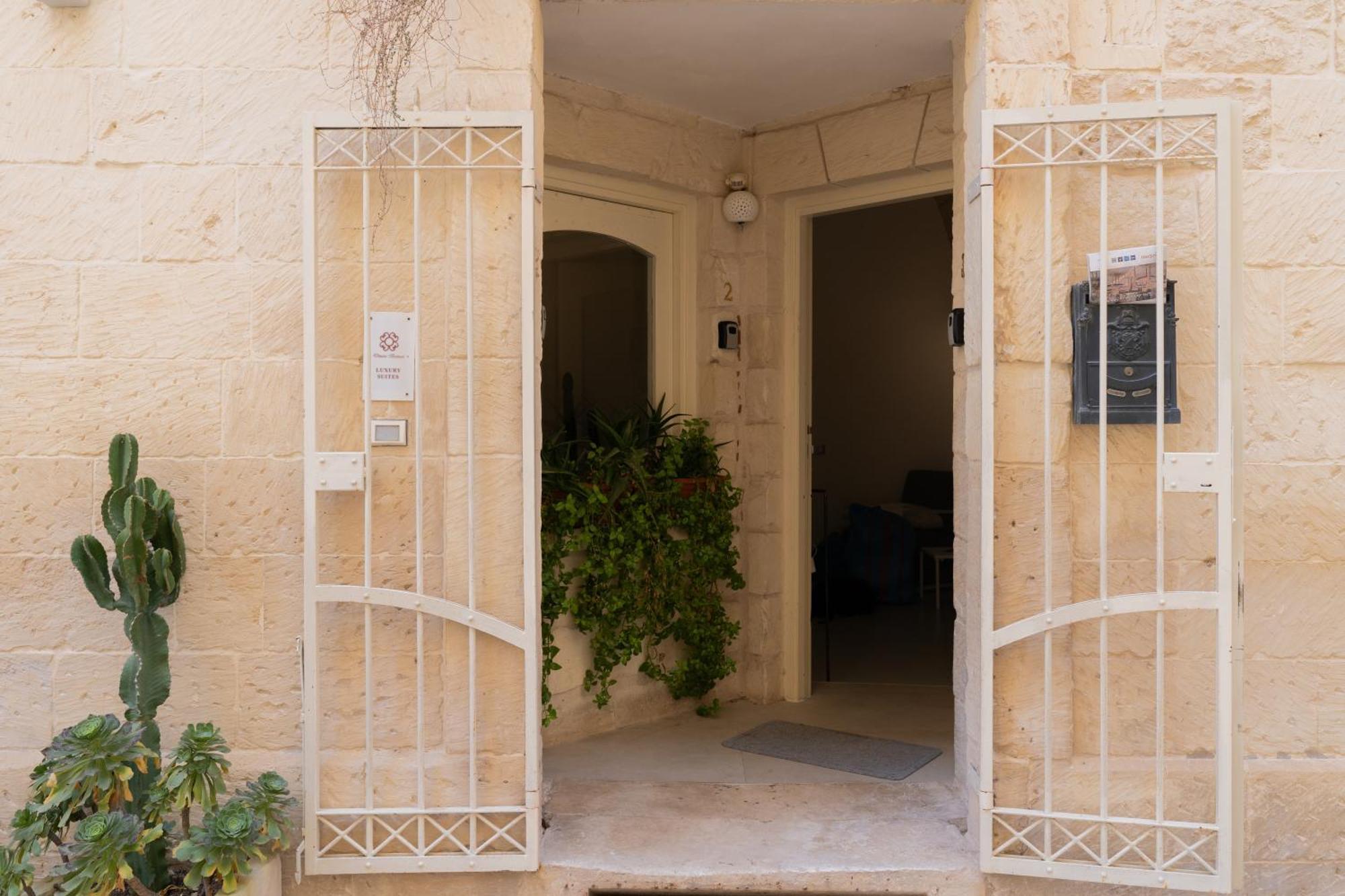 Dimora Barocca Luxury Suites Lecce Exteriör bild